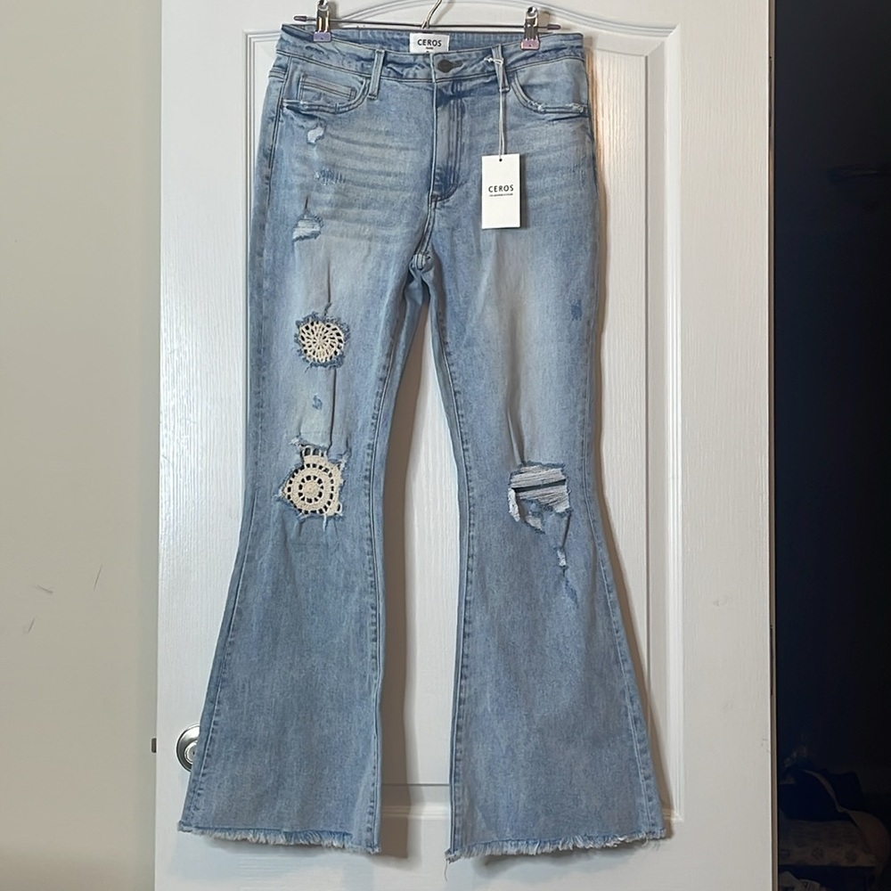 Ceros Bohemian Crochet Mid Rise Flare Jeans Size 31